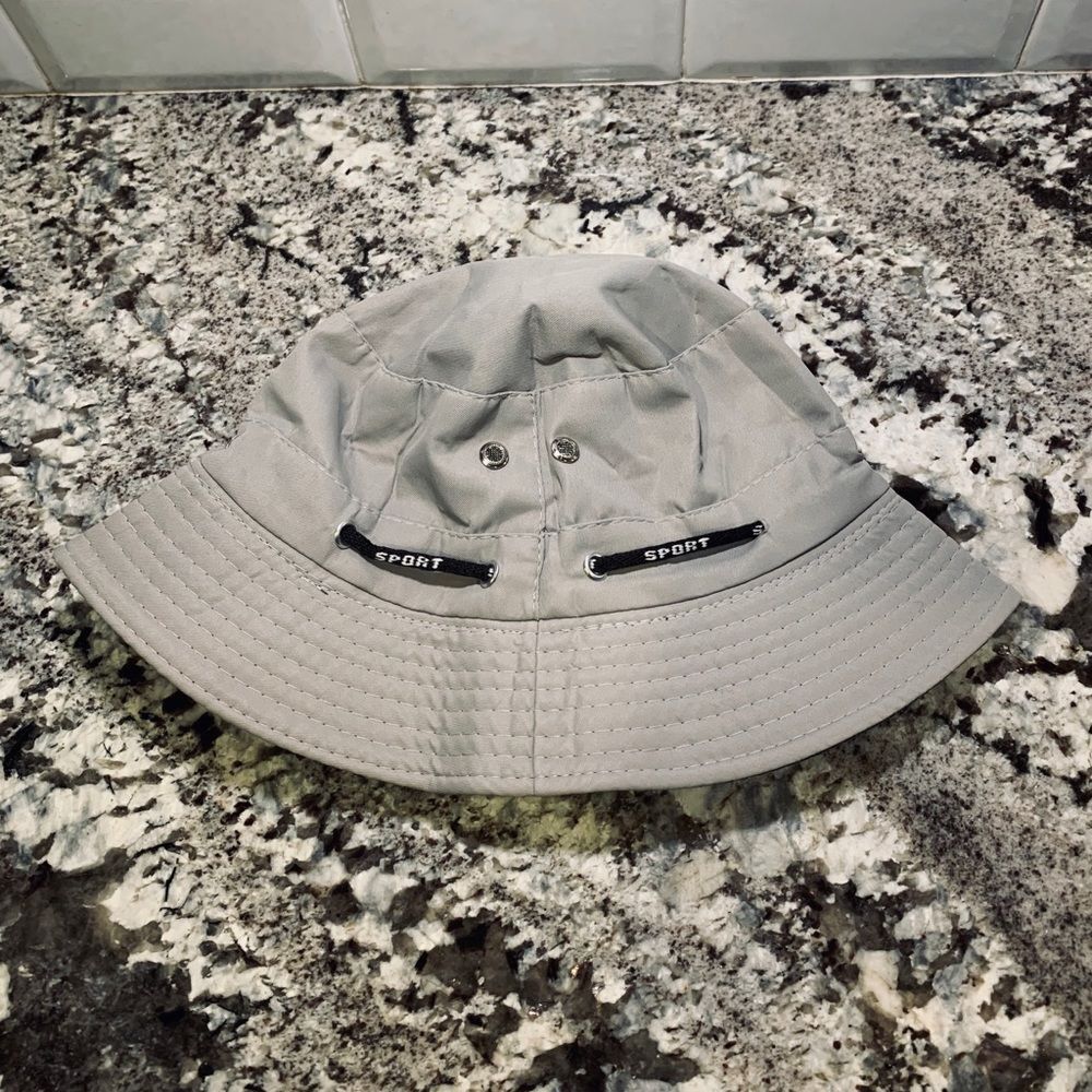 Hat - Picture 2 of 8